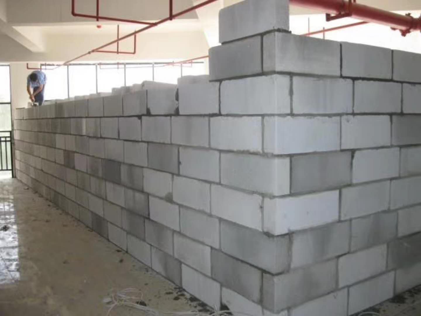 嘉峪关蒸压加气混凝土砌块承重墙静力和抗震性能的研究